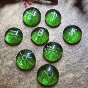 Green Crystal – Wicca 8