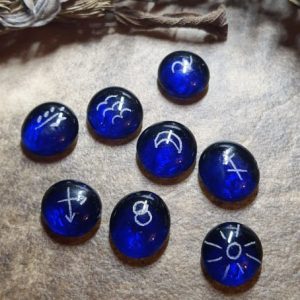 Blue Crystal – Wicca 8