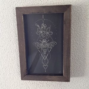 Picture Frame – Bee