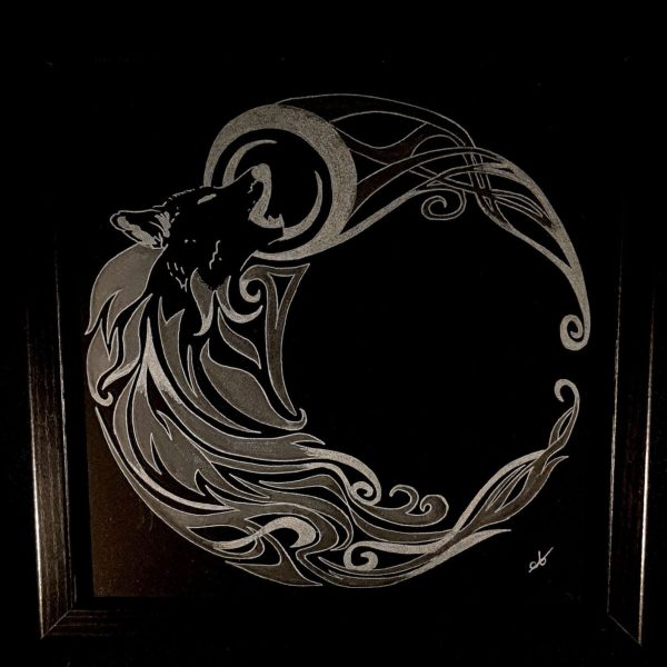 Picture Frame - Howling Wolf in Moon